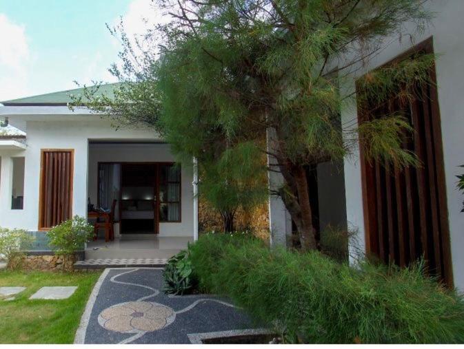 Sayang Bungalows Kuta  エクステリア 写真